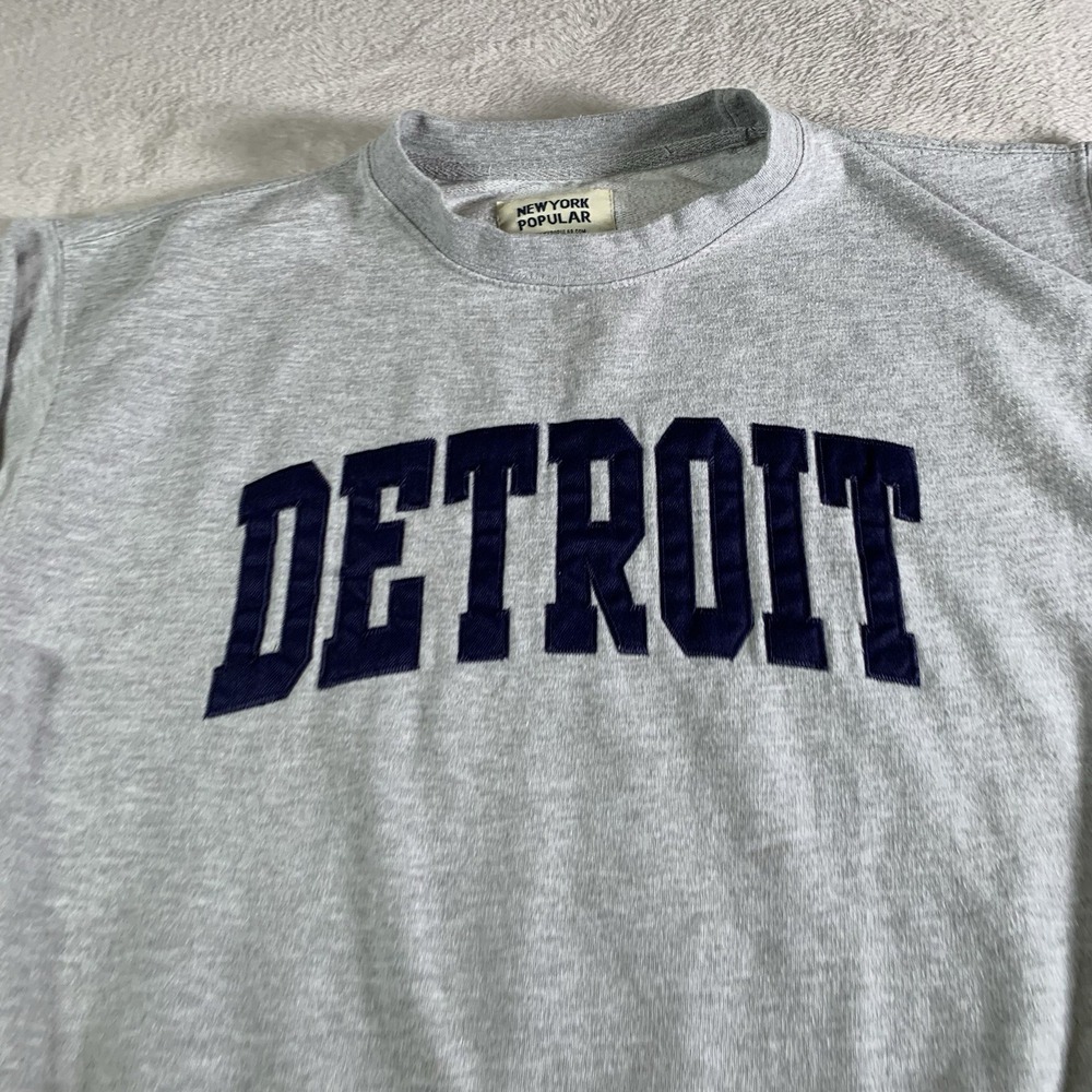 New York Popular Detroit Sweatshirt Mens Medium Gray Crewneck Fleece‎ Top M - Picture 2 of 11